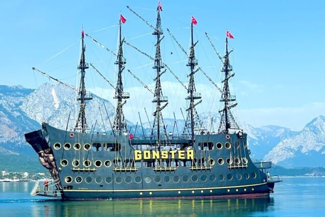 Gonster Pirate Boat Tour From Kemer With Lunch & Drinks